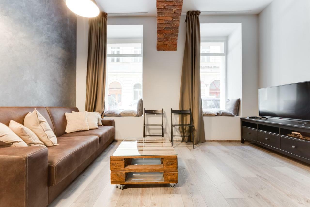 Lovely Apartments Heart Of Prague Exterior photo