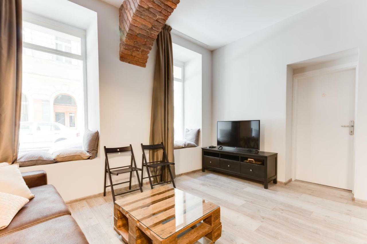 Lovely Apartments Heart Of Prague Exterior photo